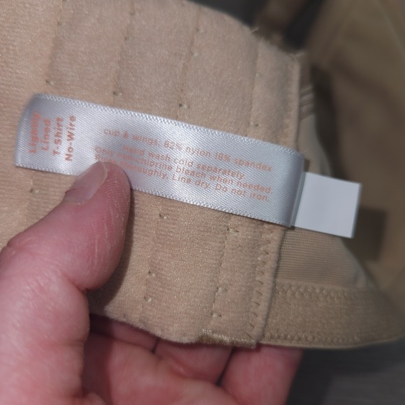 Cacique Lightly Lined T Shirt No Wire Bra Cream Nude Beige Women Sz 44DD Nwt - Picture 7 of 7